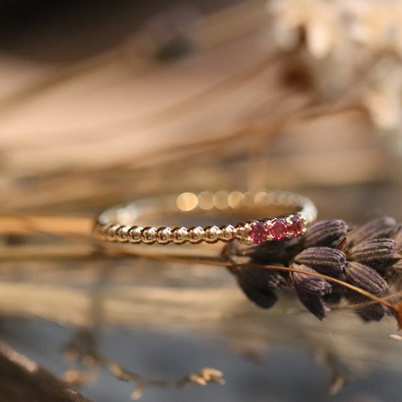 Passionate Delight - Pink tourmaline gemstone trio ring - Picture 2 of 10